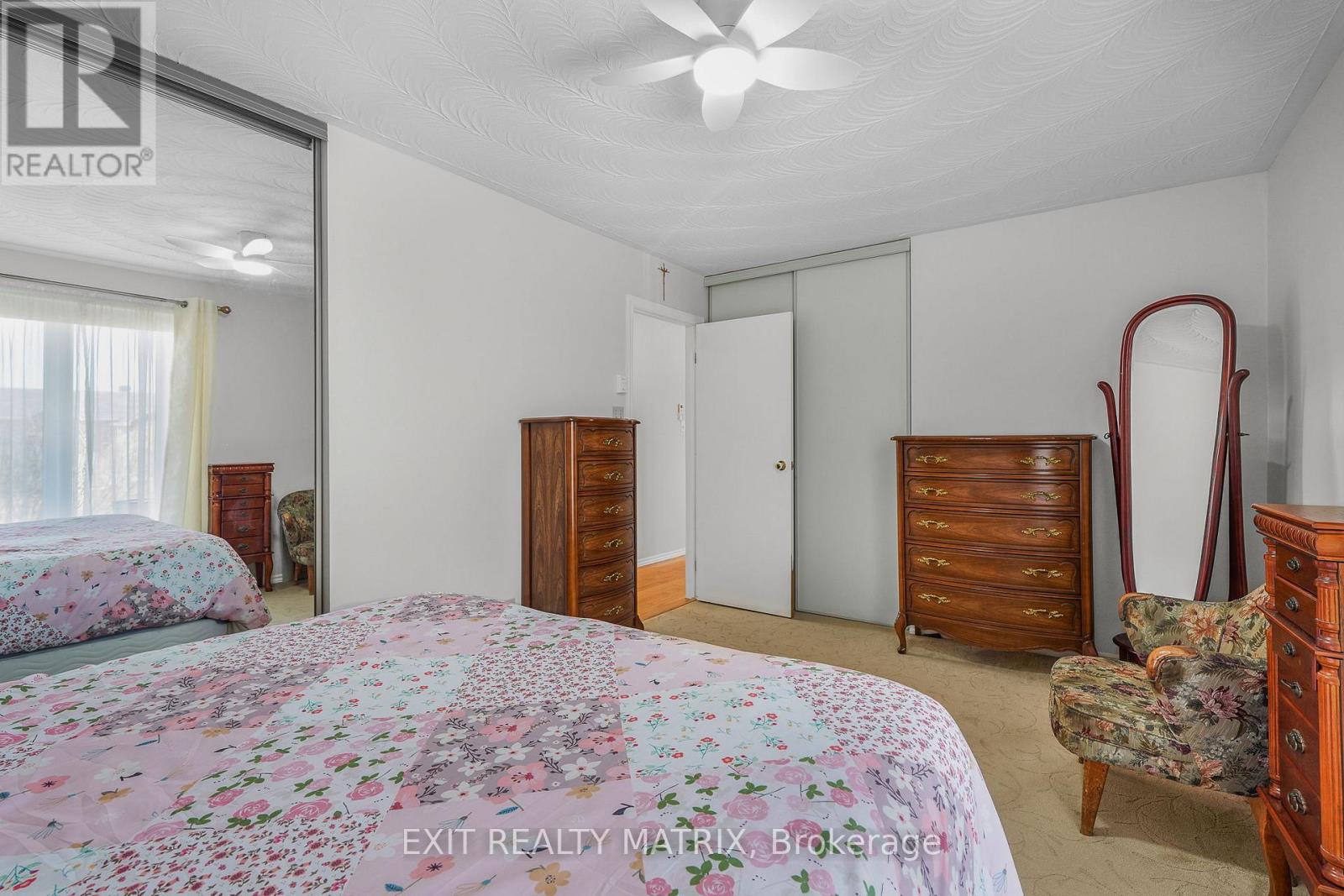 87 LALANDE CRESCENT — photo 19