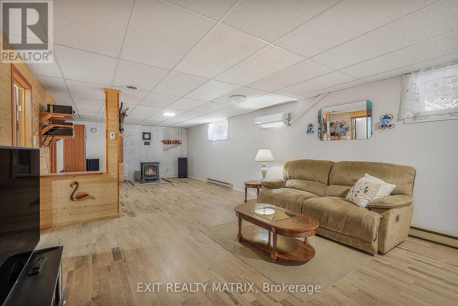 87 LALANDE CRESCENT — photo 23