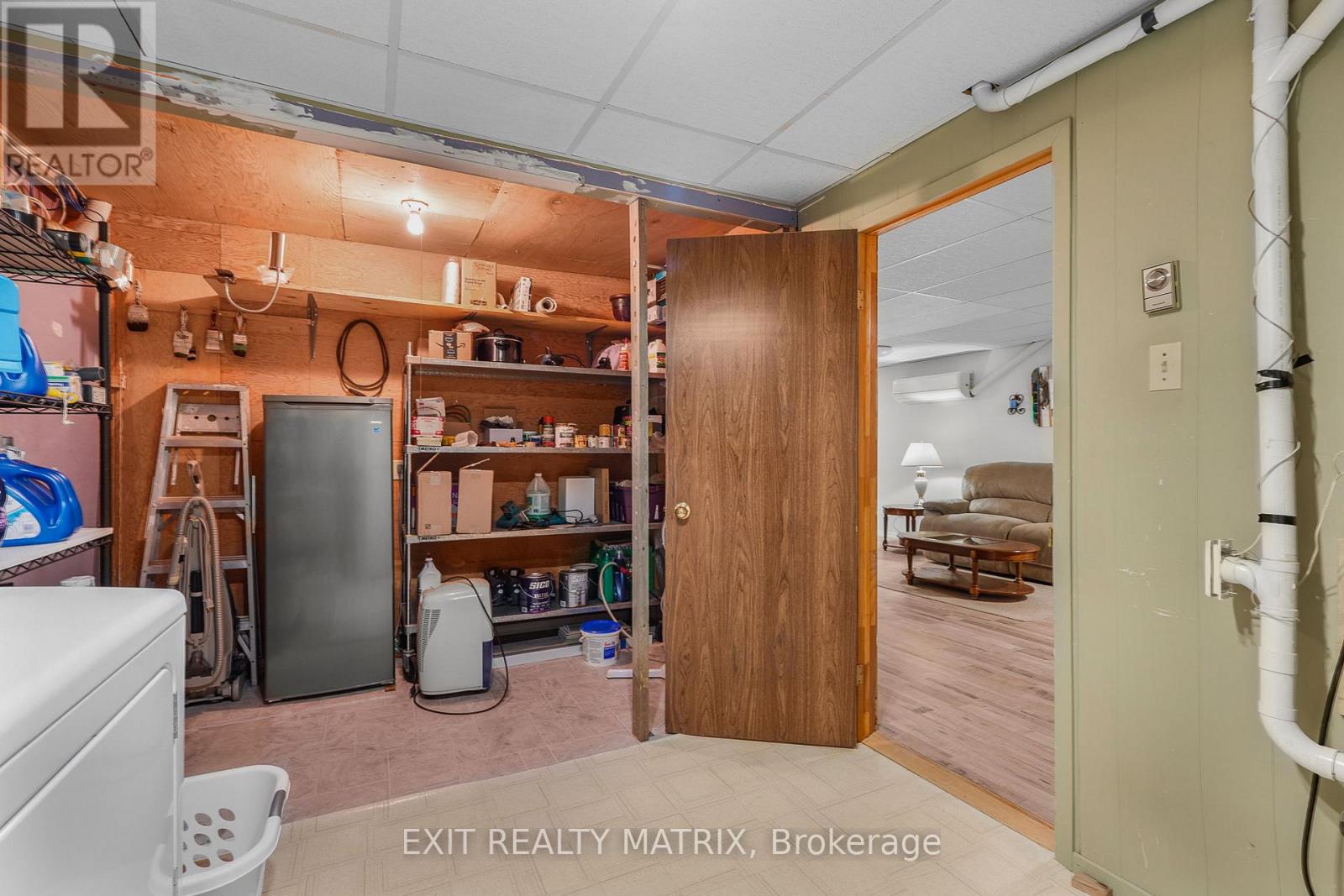 87 LALANDE CRESCENT — photo 28