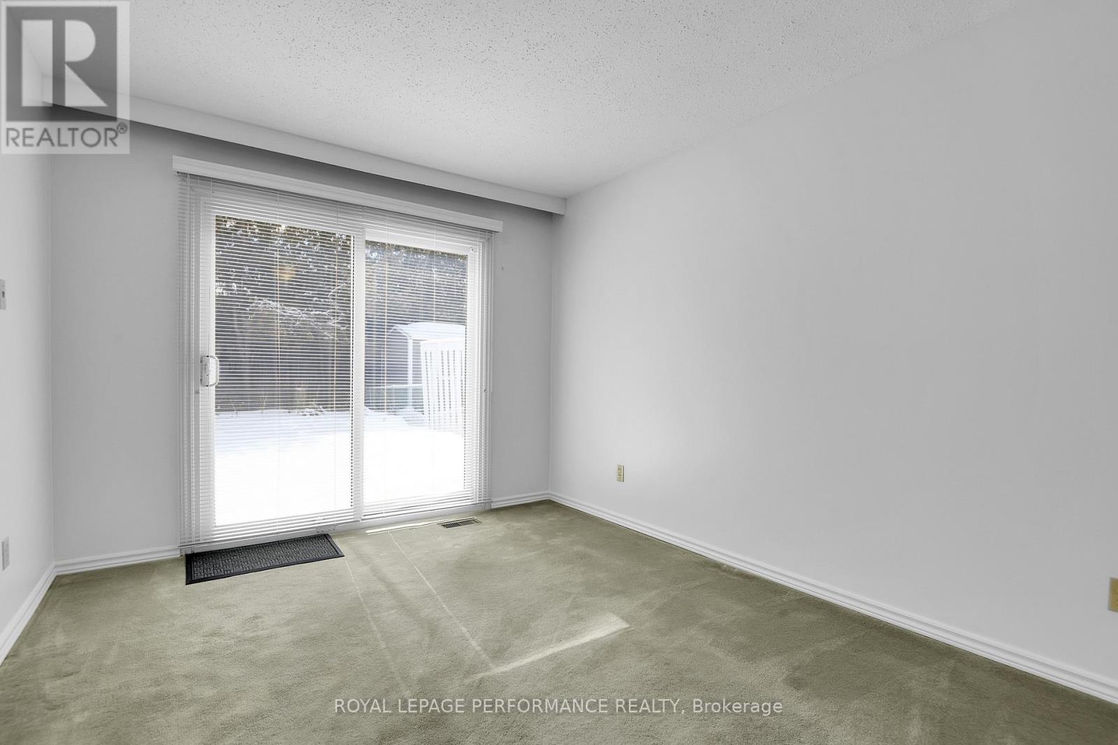 2166 BICKERTON AVENUE - 15