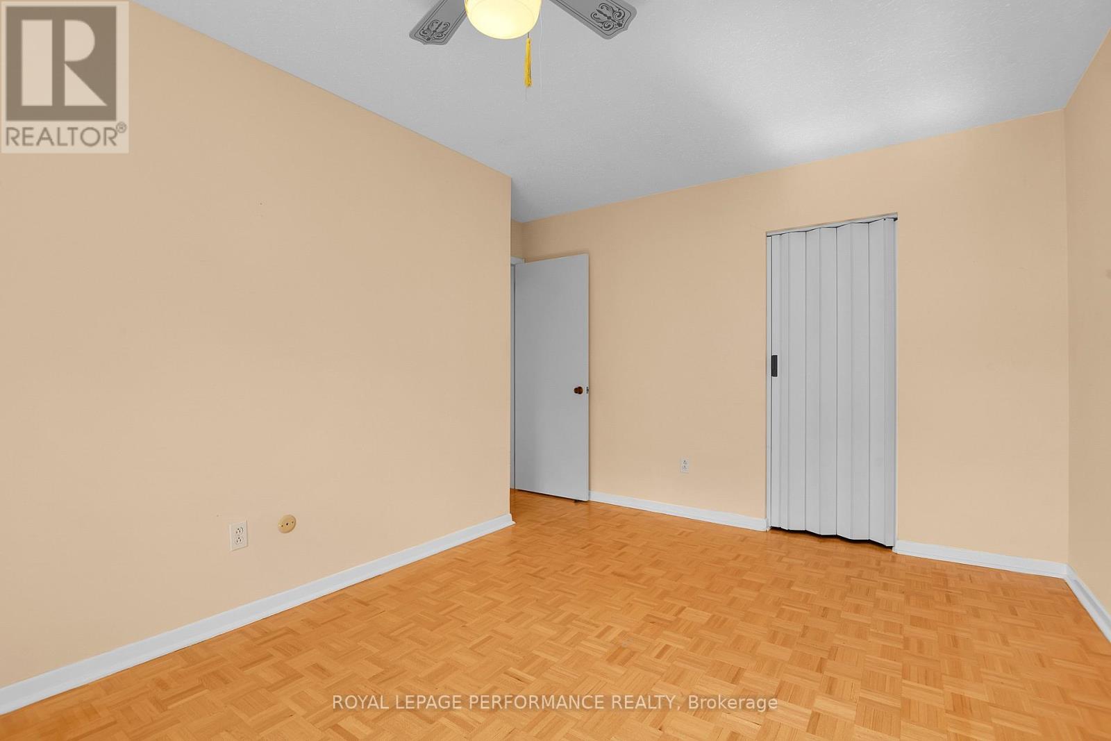 2166 BICKERTON AVENUE - 21