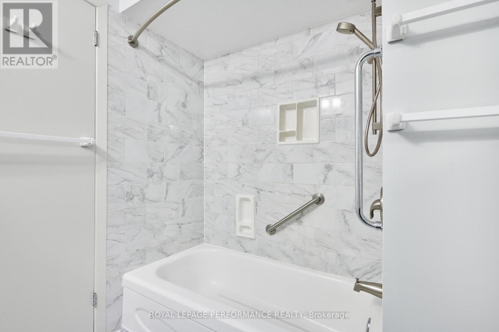 2166 BICKERTON AVENUE - 29