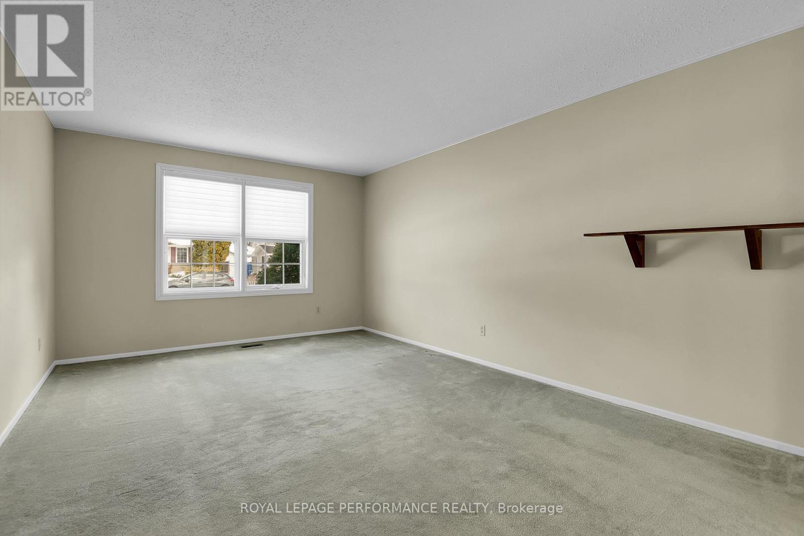 2166 BICKERTON AVENUE - 6