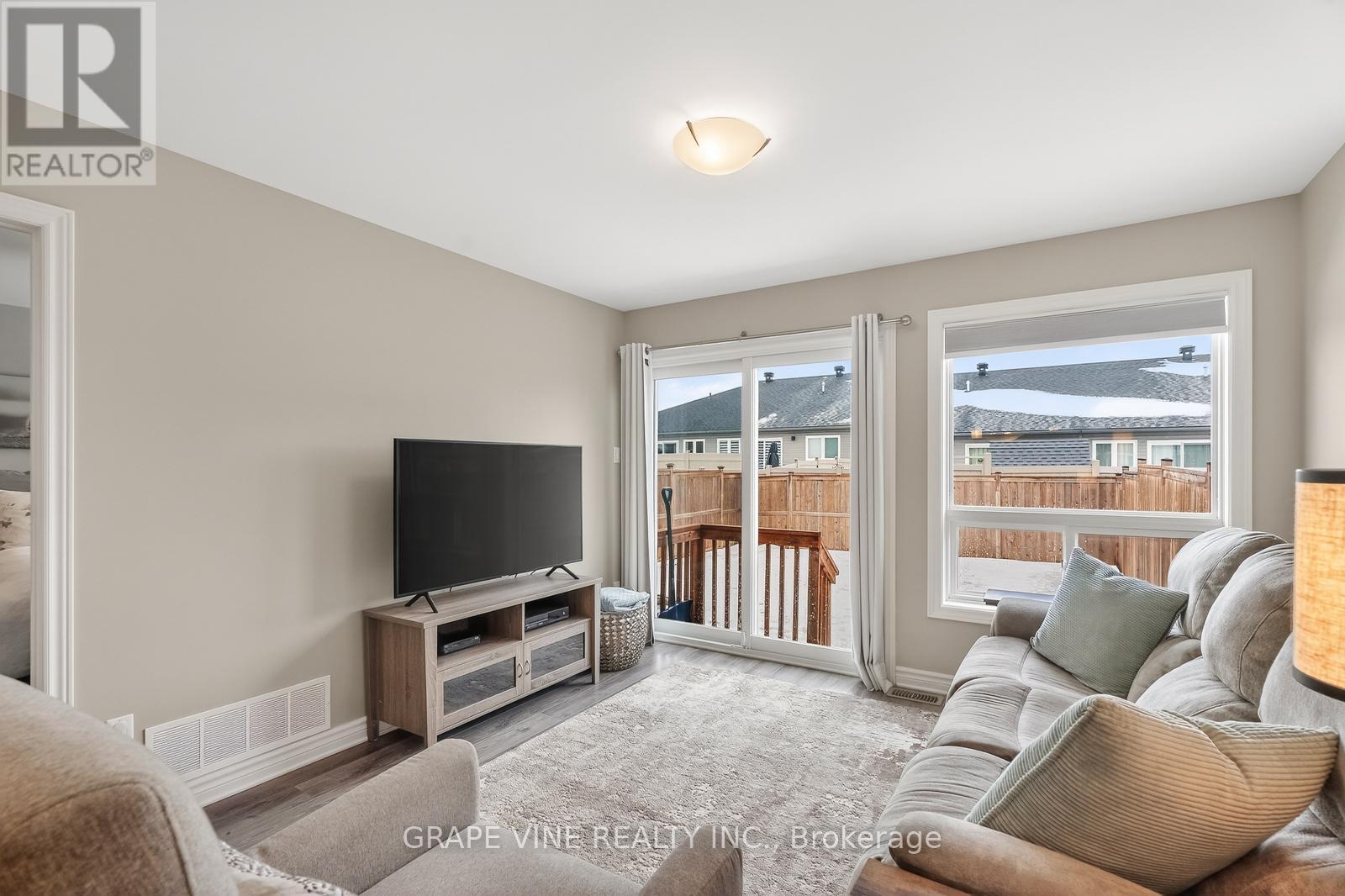 923 LEISHMAN DRIVE — photo 16