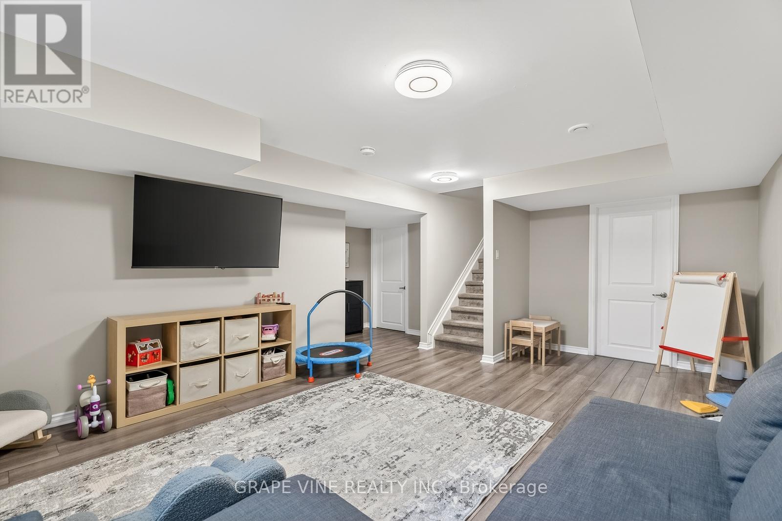 923 LEISHMAN DRIVE — photo 28