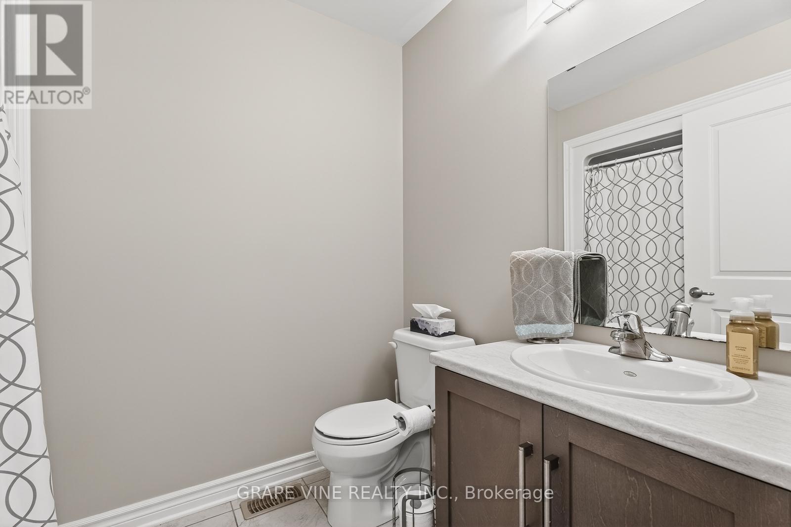 923 LEISHMAN DRIVE — photo 7