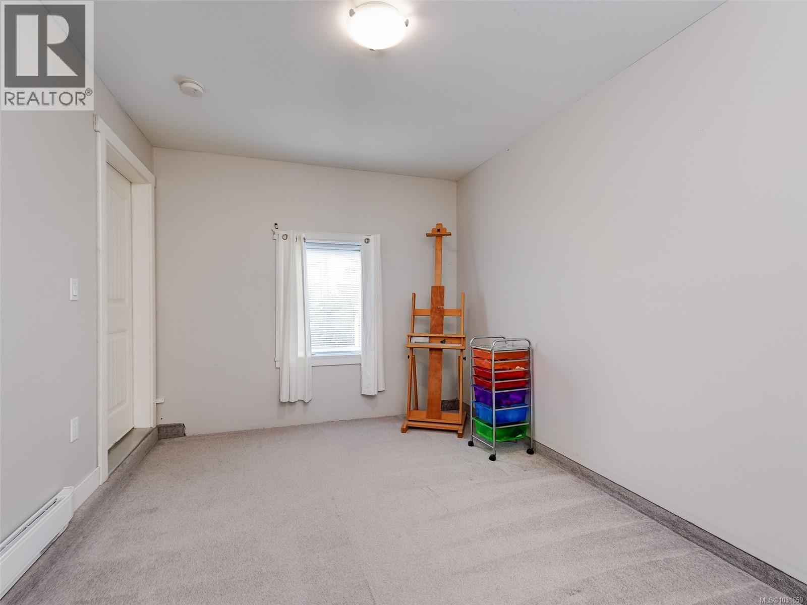 6894 Beaton Rd - 11