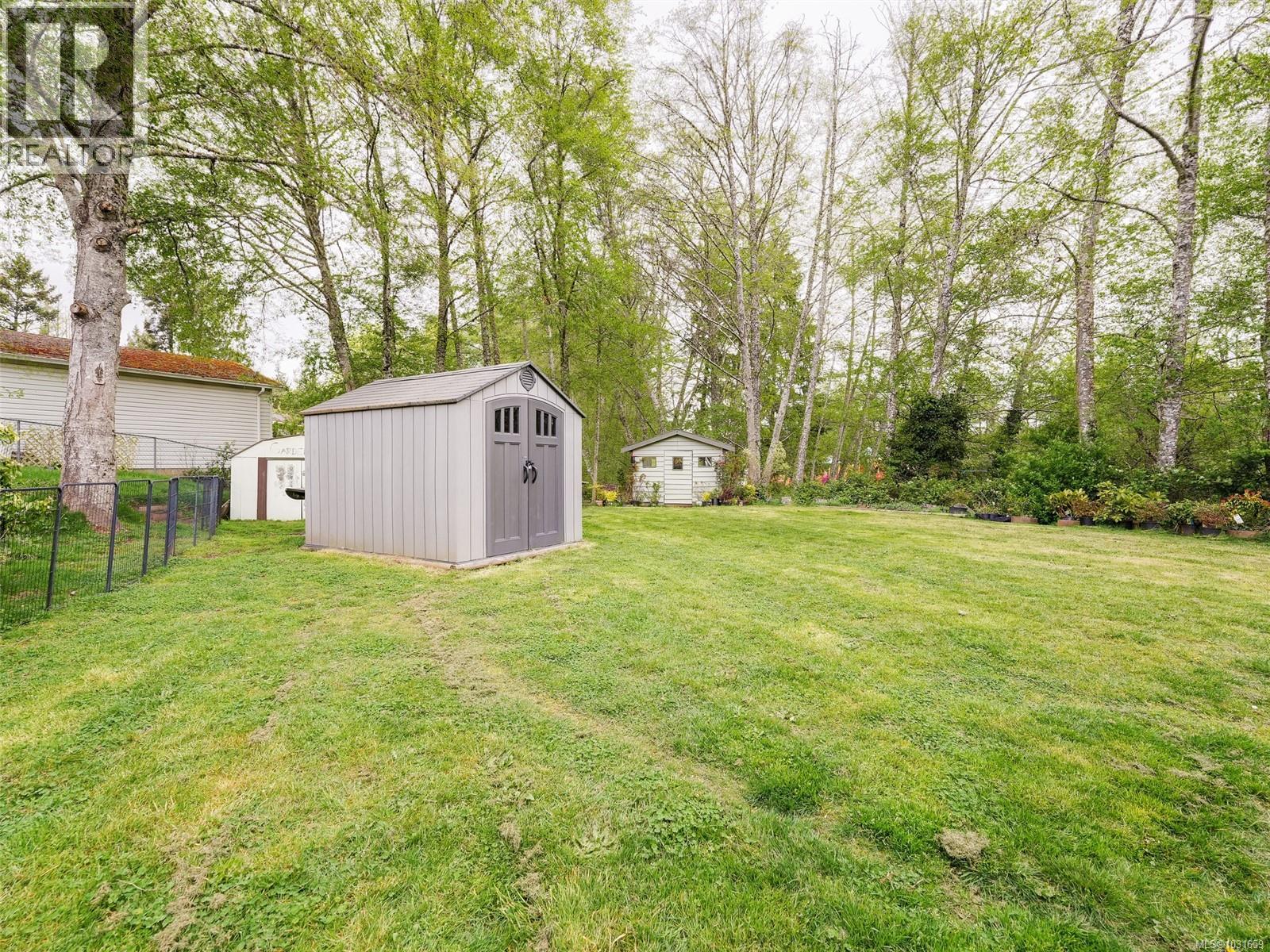 6894 Beaton Rd - 23