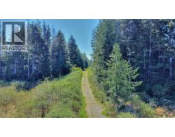 580 Glover Rd, Hyde Creek, BC V0N2R0 Photo 14
