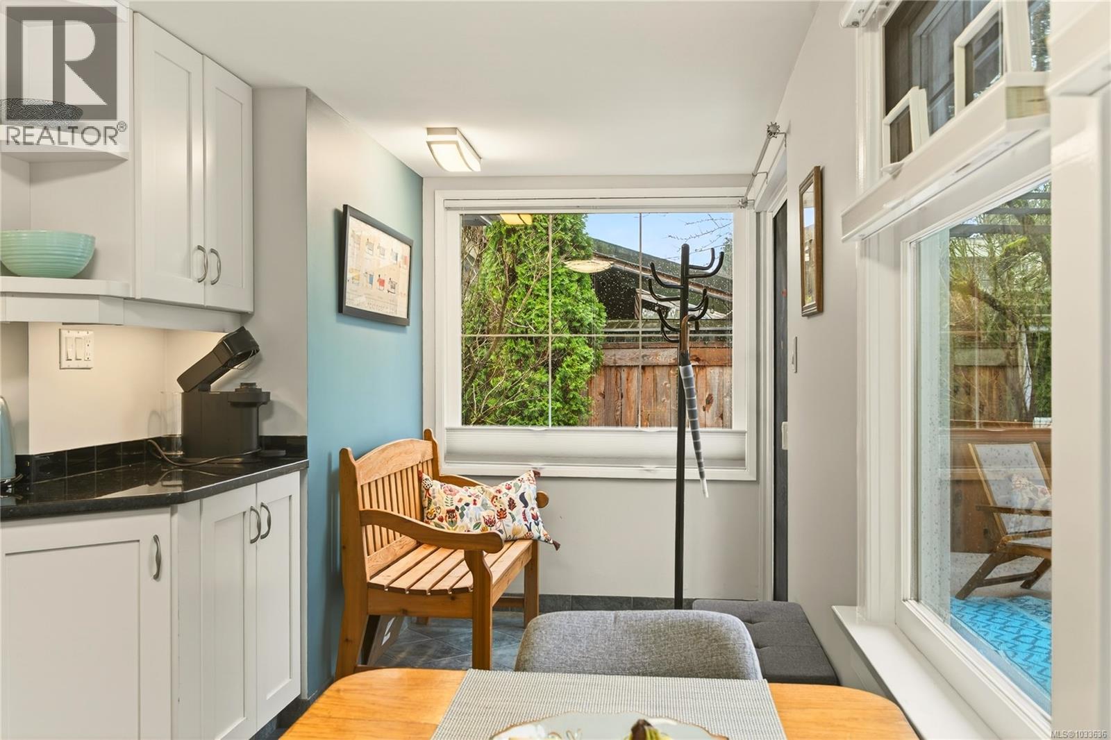 225 Stewart Ave - 19