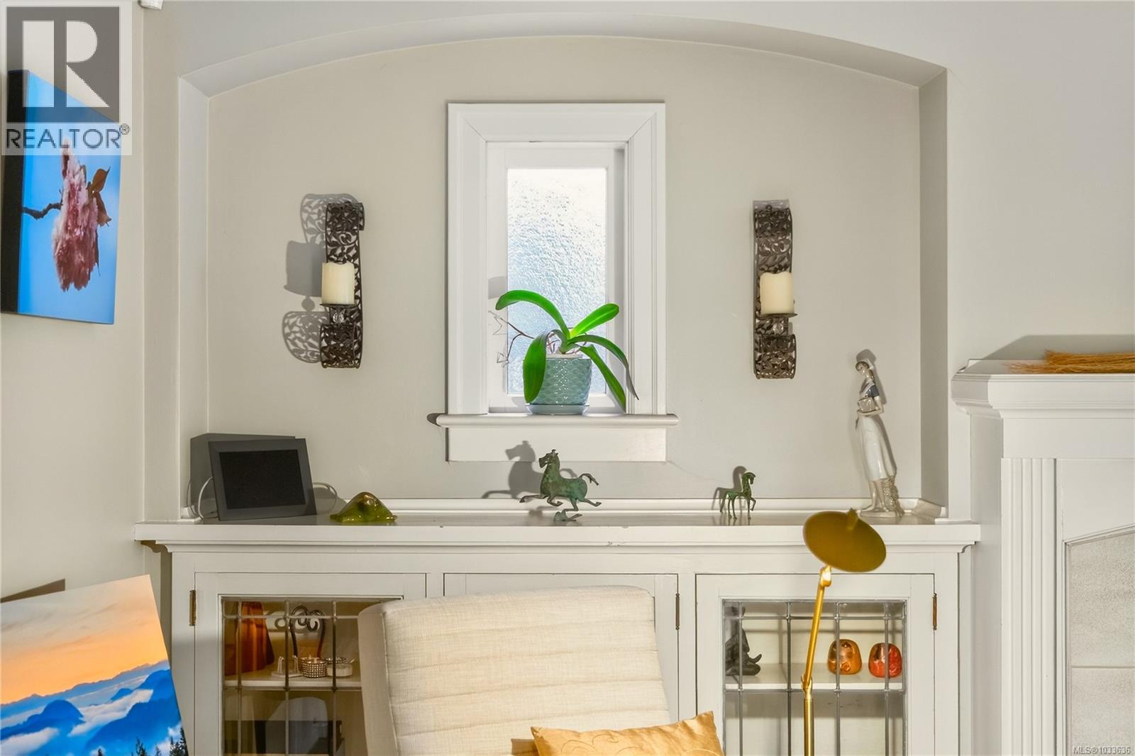 225 Stewart Ave - 20