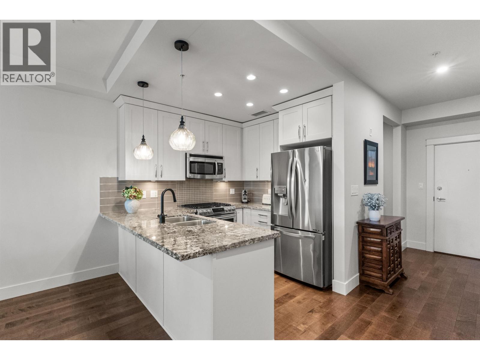 #313-5099 SPRINGS Boulevard, Tsawwassen