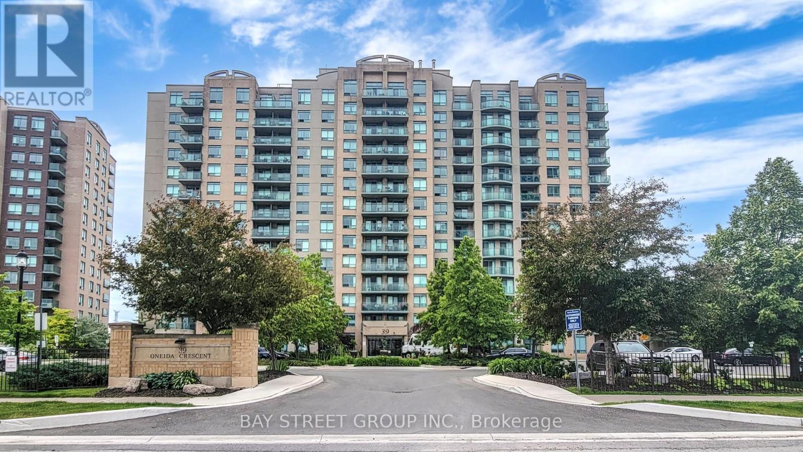 LPH19 - 39 ONEIDA CRESCENT - photo 2