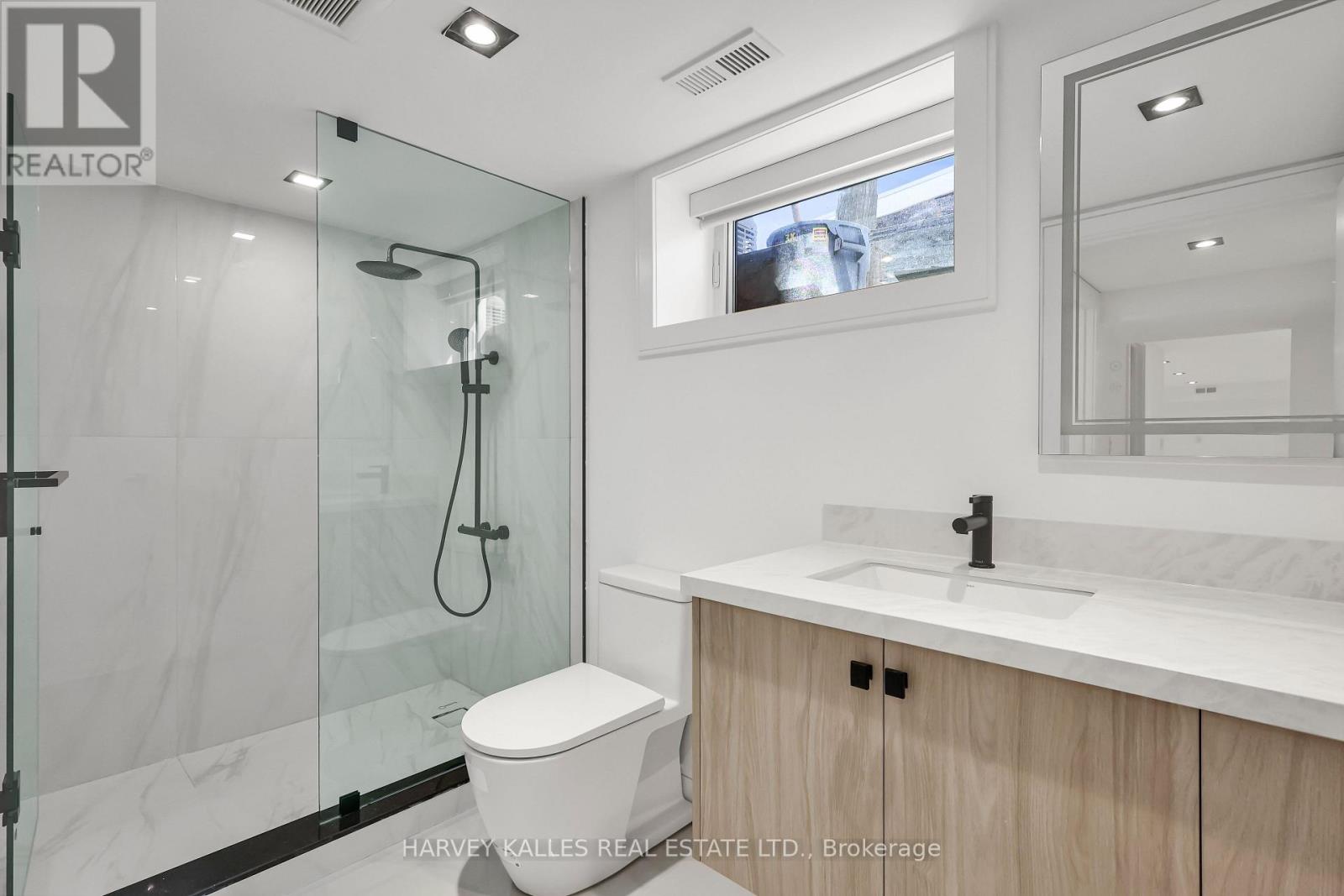 193 BEECHWOOD CRESCENT - 43