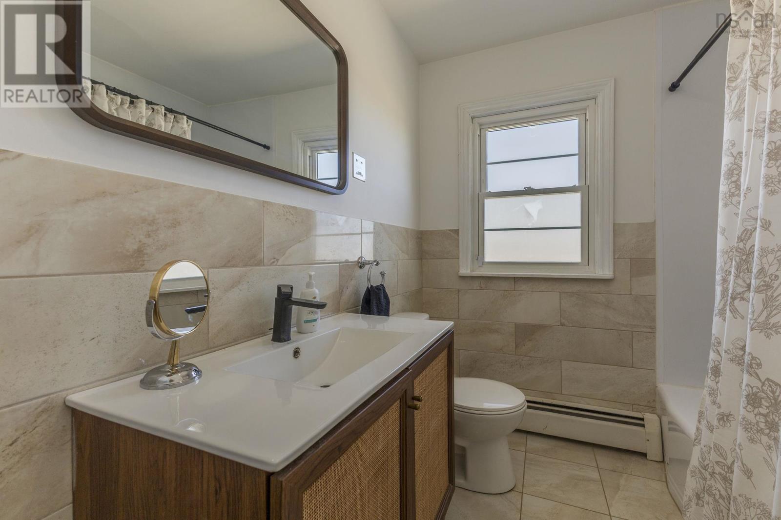 Property 13 of 19 of 5851 Little Harbour Road