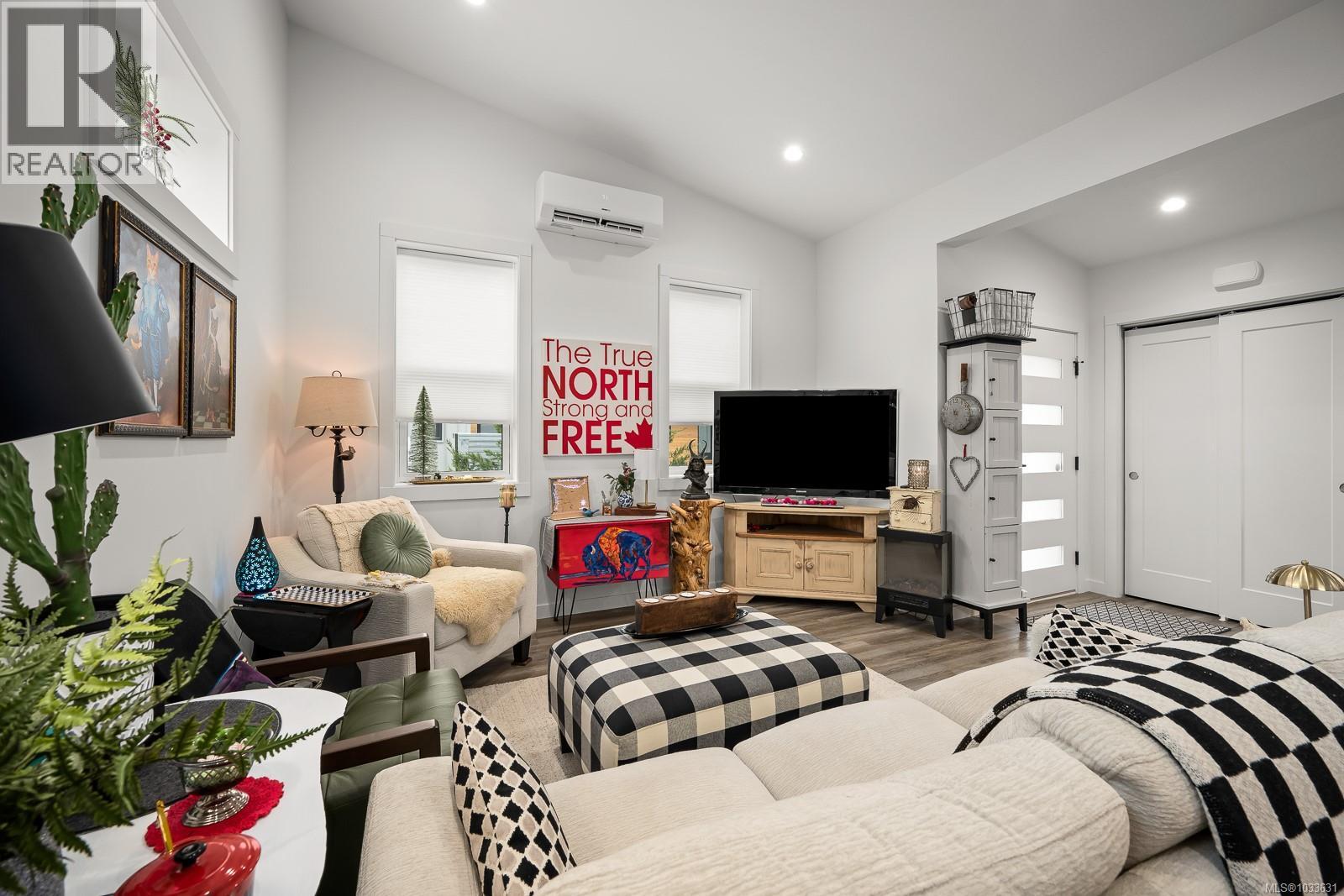 #30 3025 Royston Rd - 13