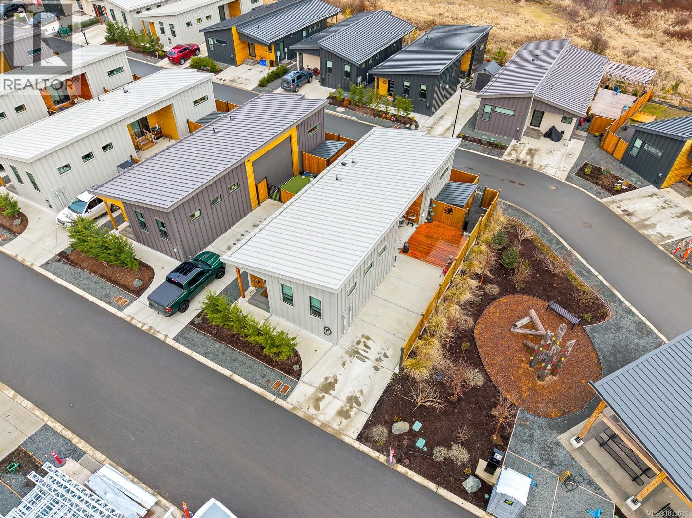 #30 3025 Royston Rd - 48