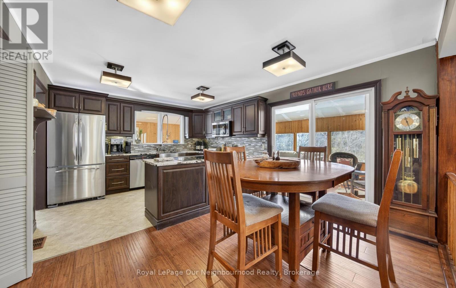 154 COLLIN ROAD - 8