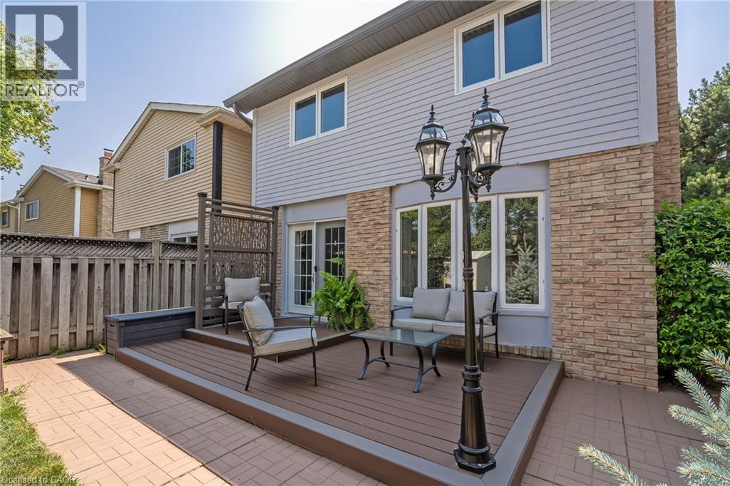 2407 HEMLOCK Court - 29