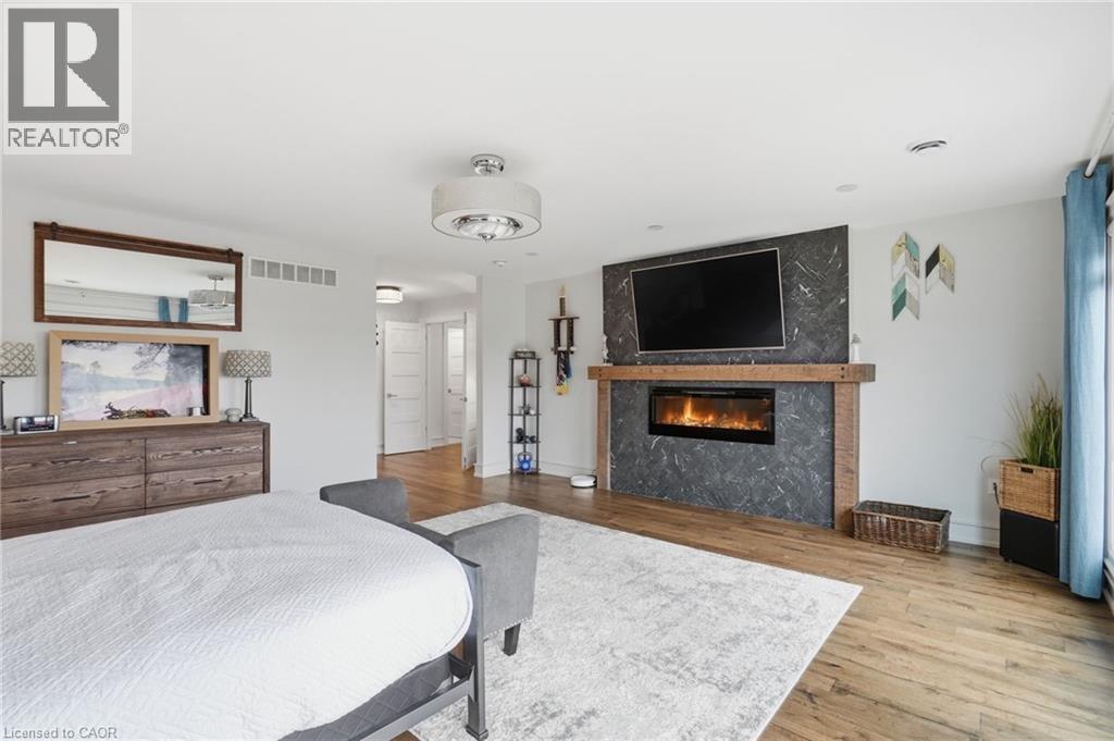 119 WILLOWBROOK Drive - 27