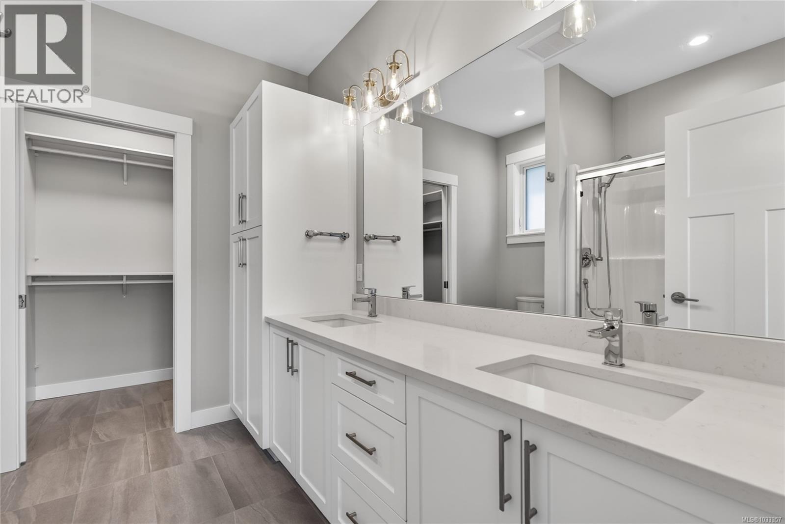 758 Sitka St - 22