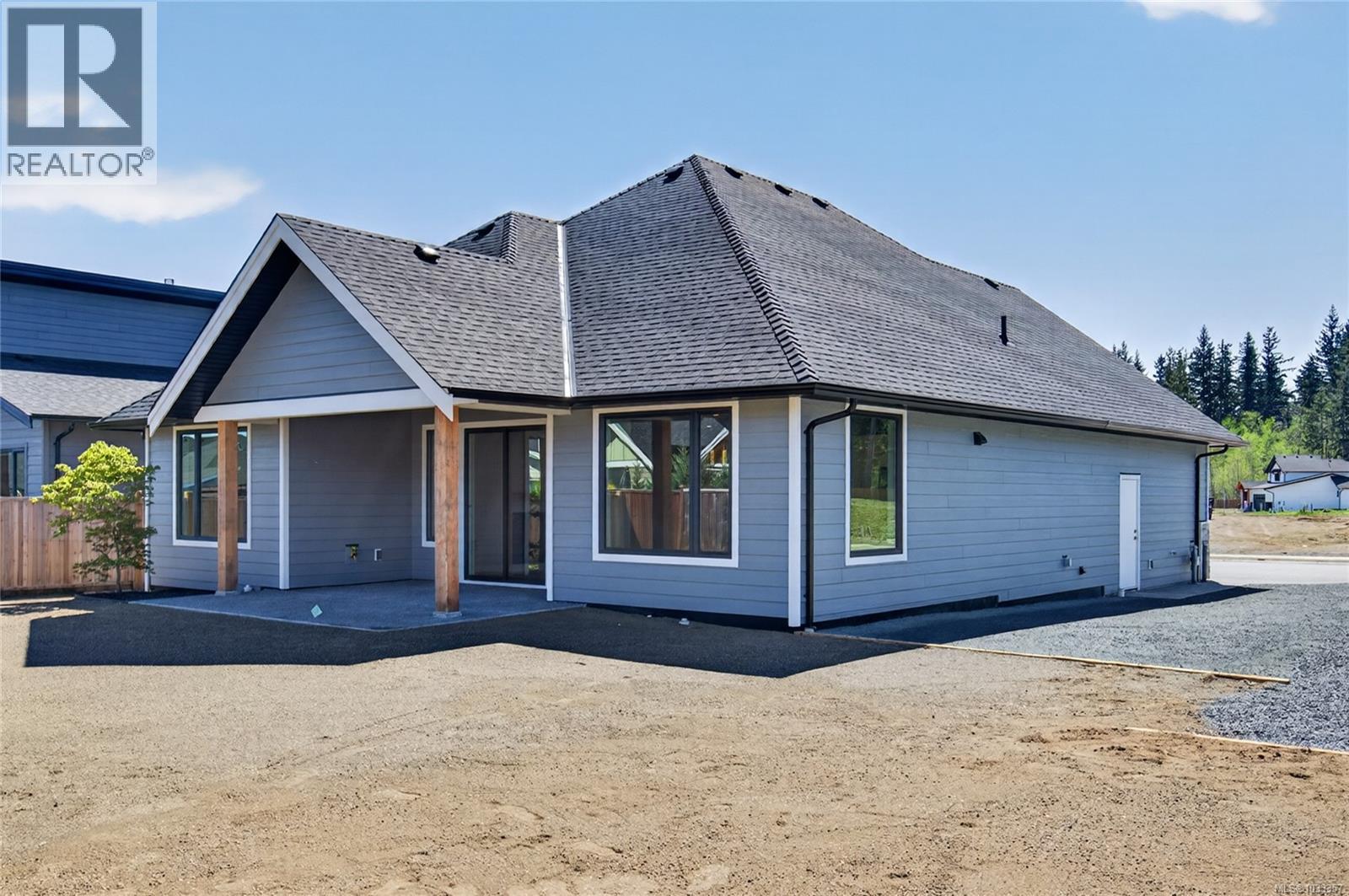758 Sitka St - 35