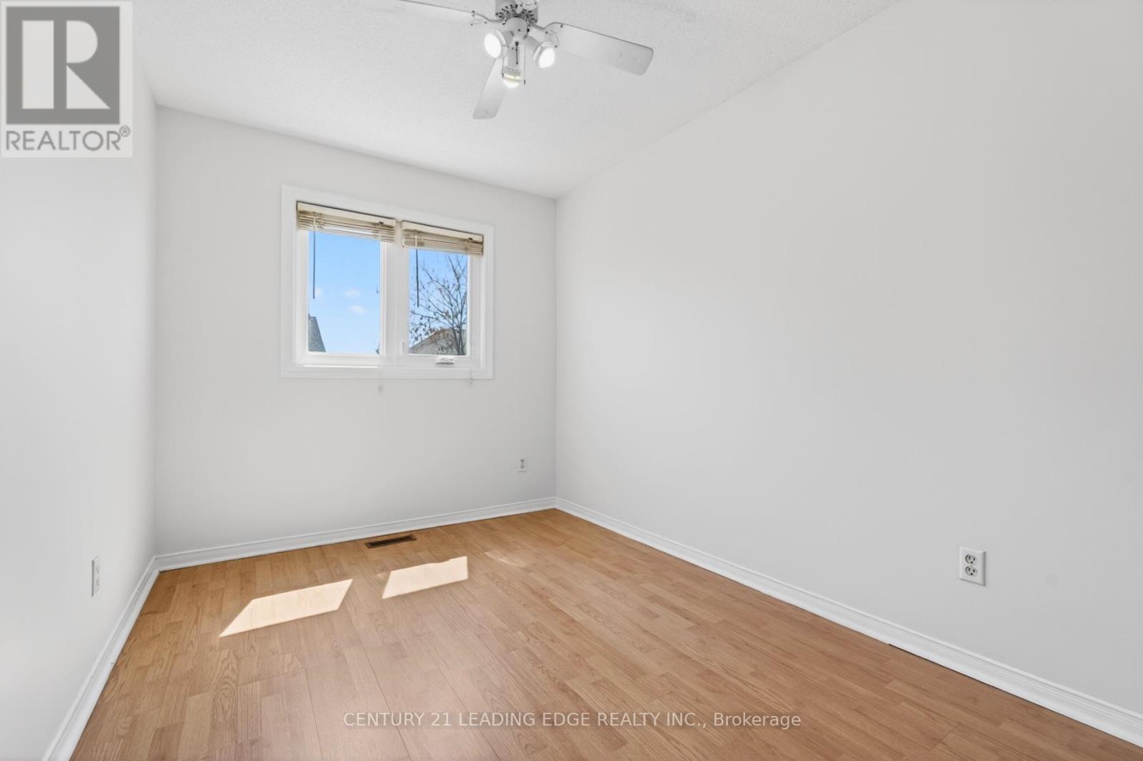 51 ALEXIS WAY - 23