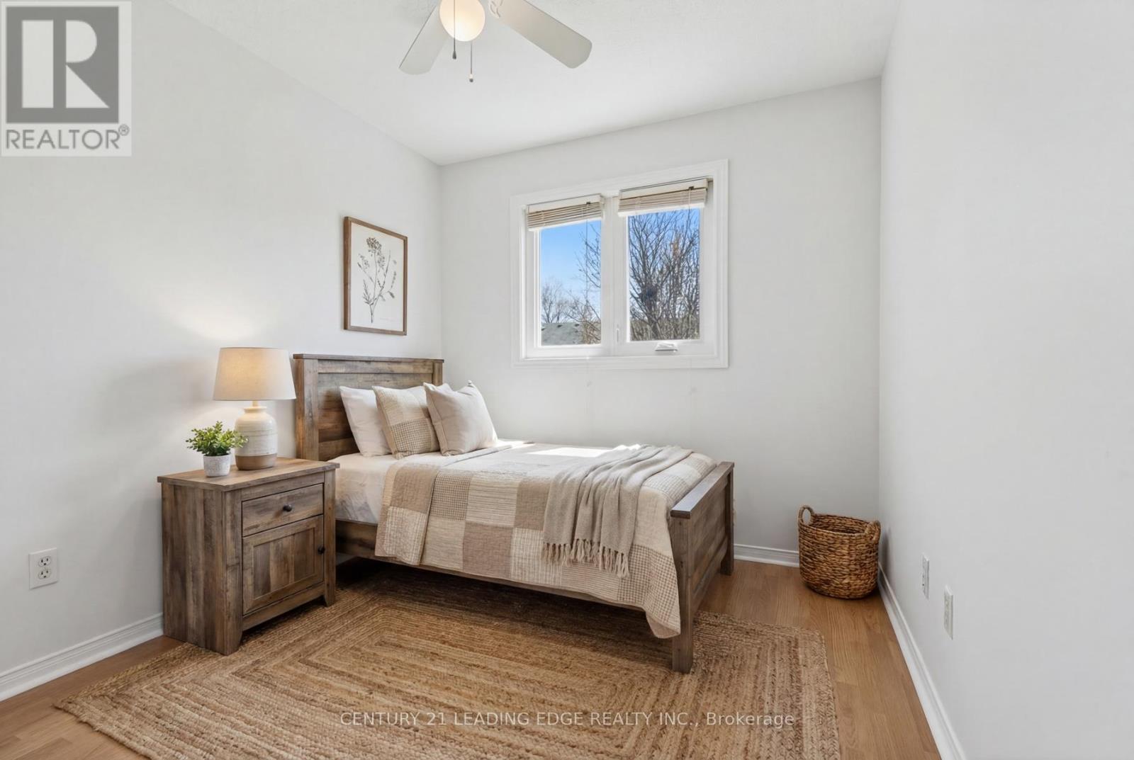 51 ALEXIS WAY - 27