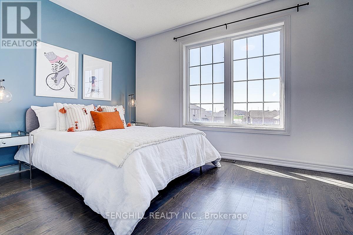 375 WHITE'S HILL AVENUE - 24