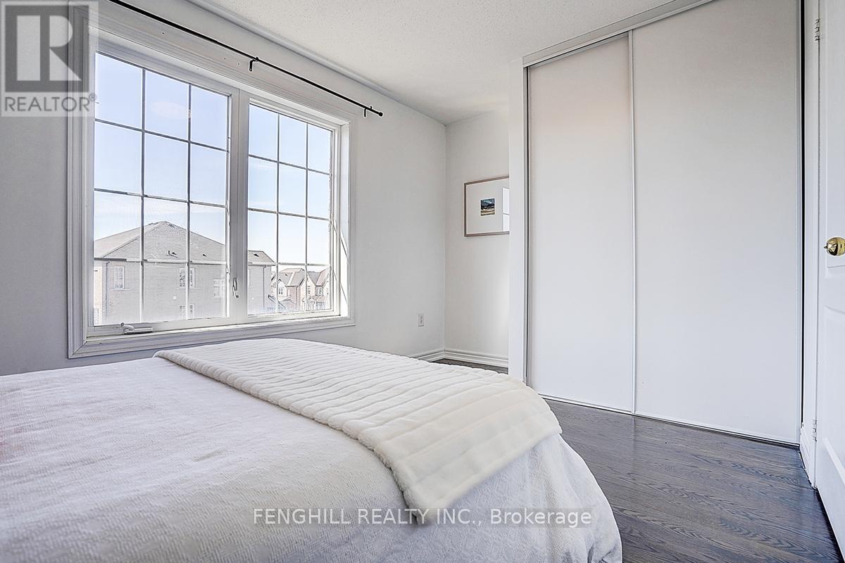 375 WHITE'S HILL AVENUE - 25