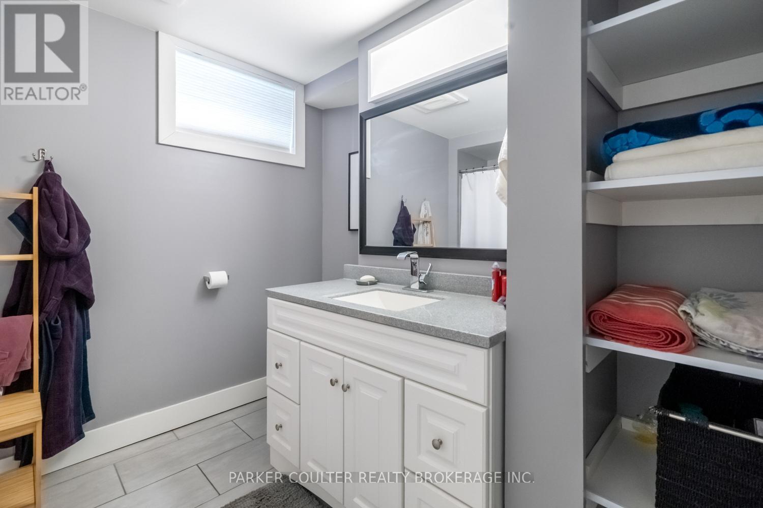 216 MAPLETON AVENUE - 18