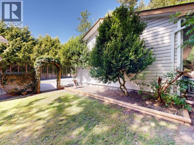 8098 CENTENNIAL DRIVE - 32