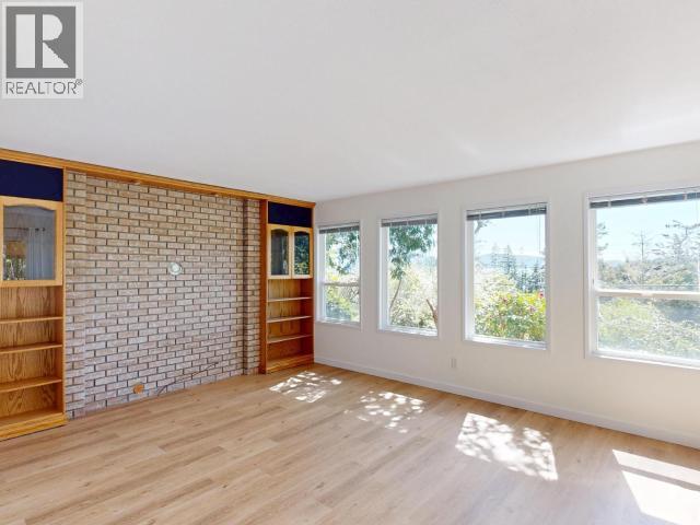 8098 CENTENNIAL DRIVE - 11