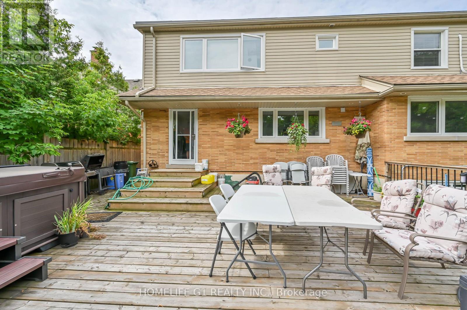 10 DOUGLAS PLACE — photo 13