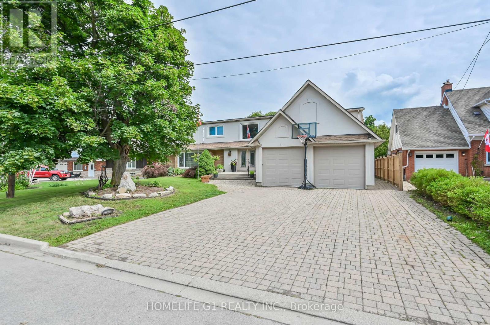 10 DOUGLAS PLACE — photo 22