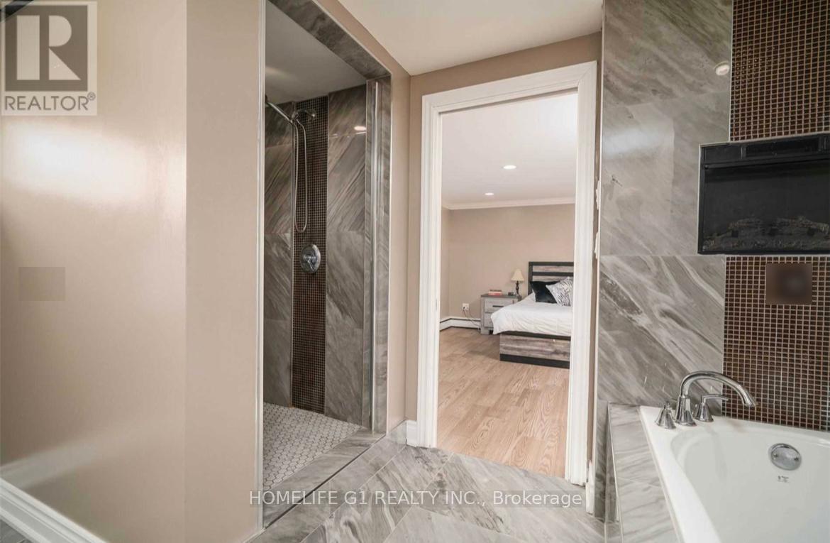 10 DOUGLAS PLACE — photo 46