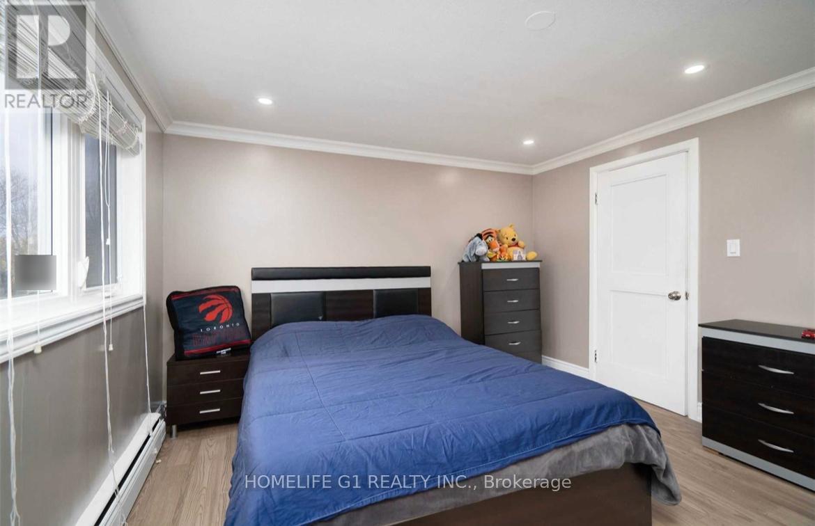 10 DOUGLAS PLACE — photo 47