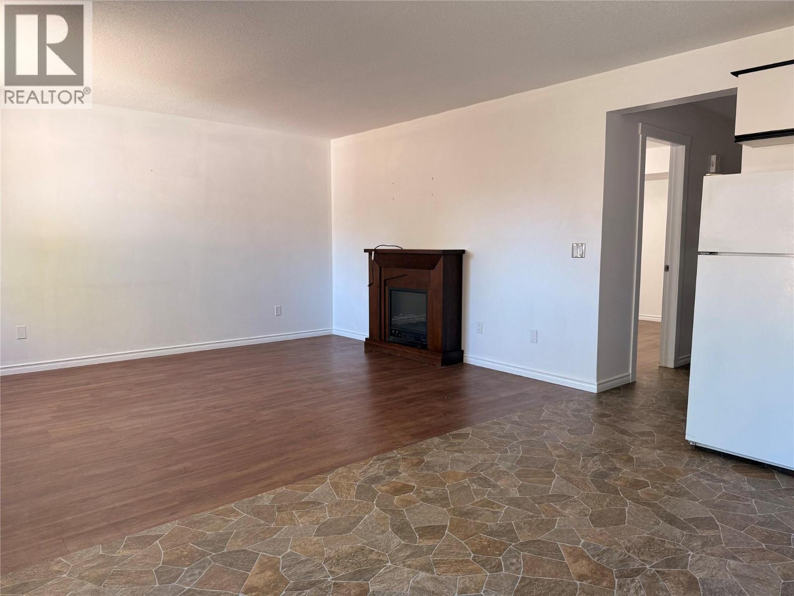 881 Evergreen Place - 20