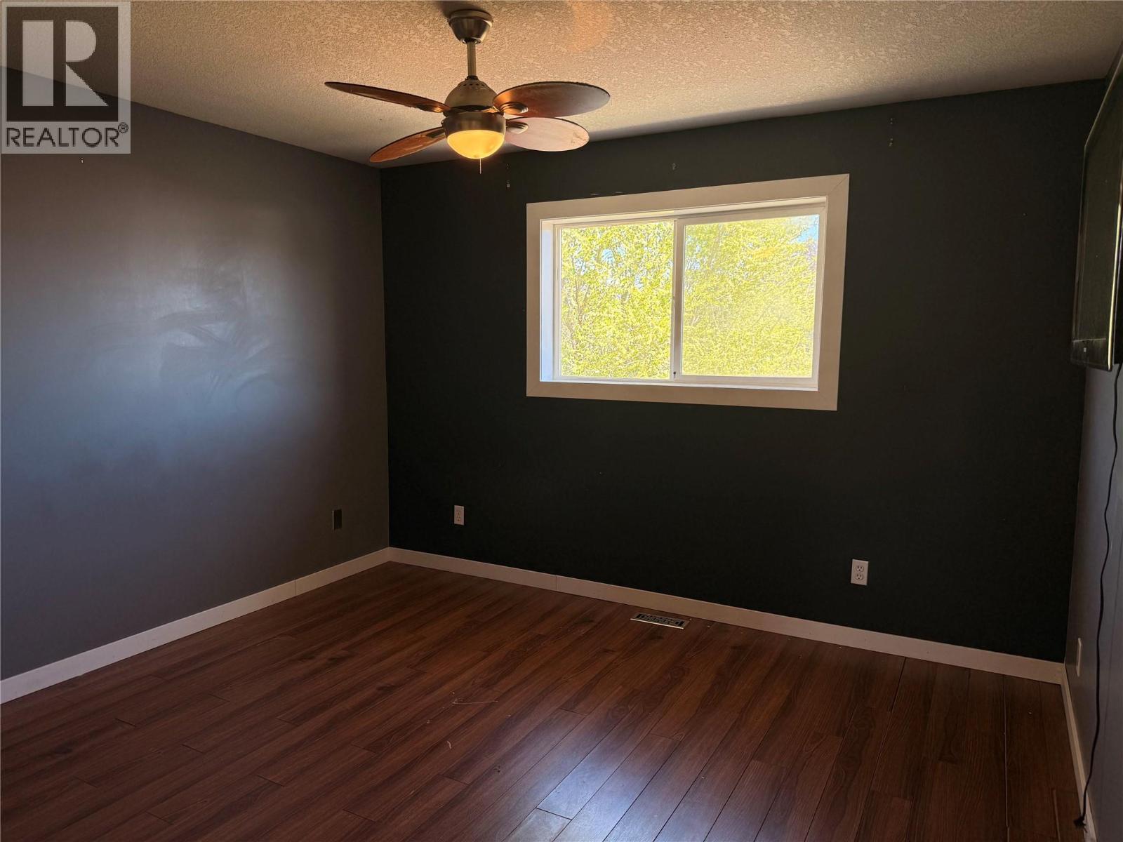 881 Evergreen Place - 9