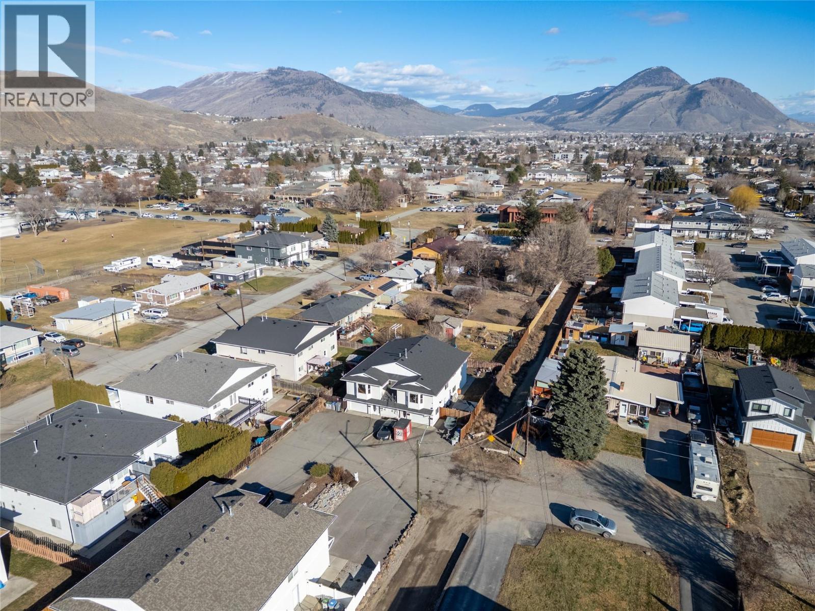 881 Evergreen Place - 40