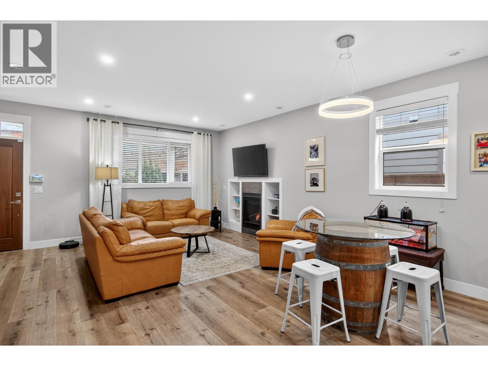 1934 Ethel Street - 6