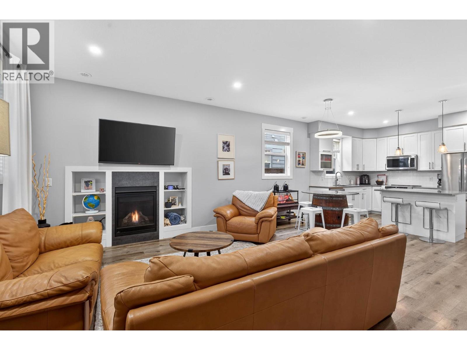 1934 Ethel Street - 8