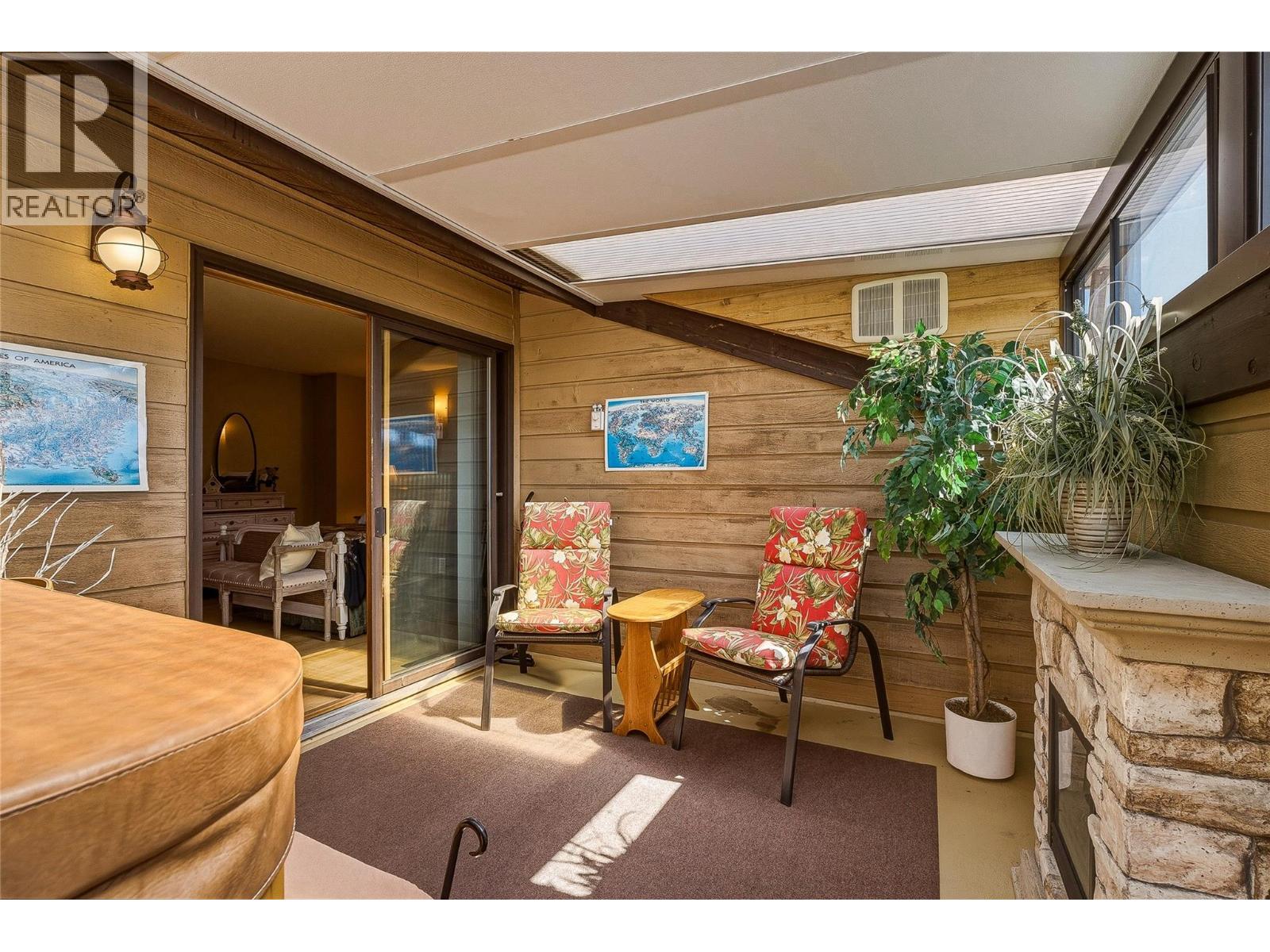 2463 Irvine Avenue - 30