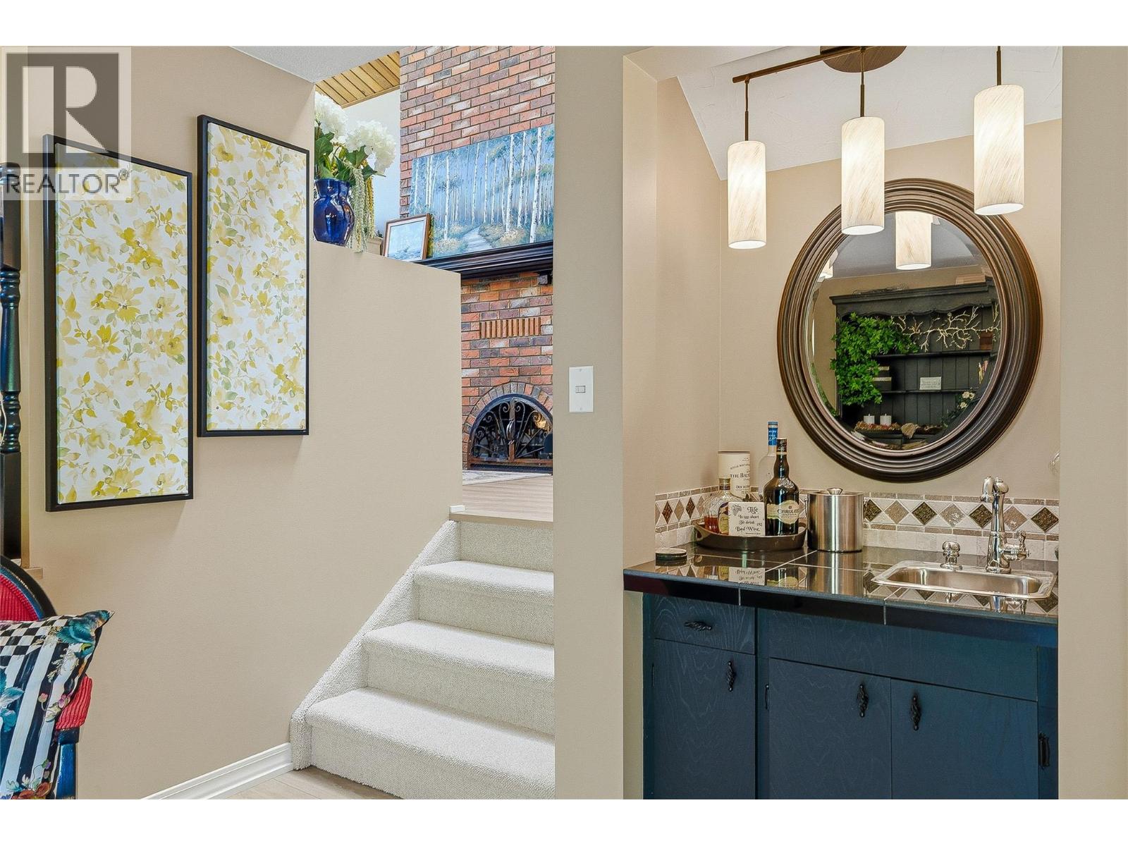 2463 Irvine Avenue - 31