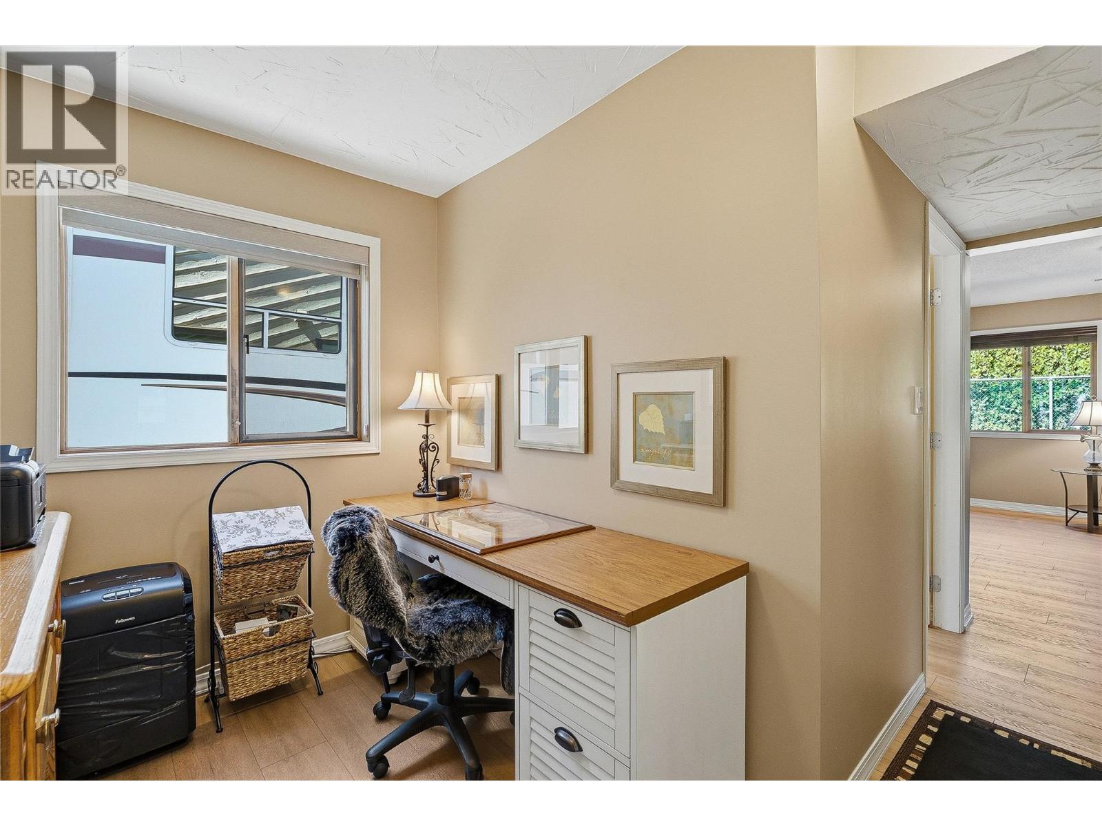 2463 Irvine Avenue - 39