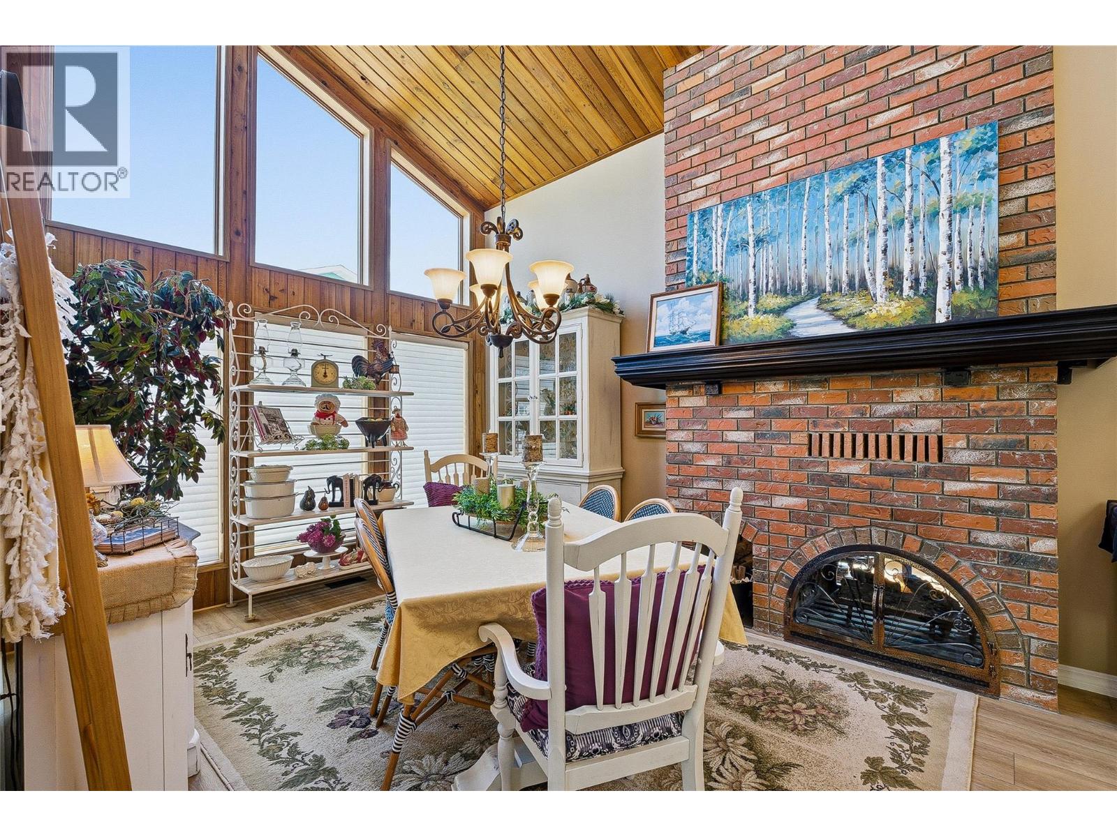 2463 Irvine Avenue - 9