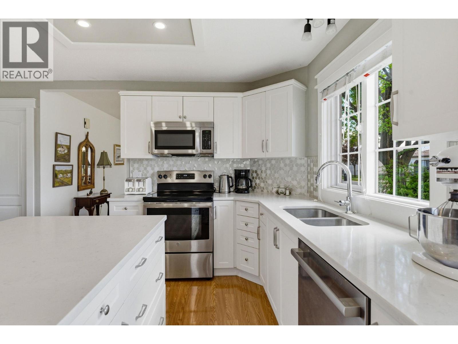 #100 1201 Cameron Avenue - 14