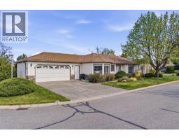 100 1201 Cameron Avenue, Kelowna