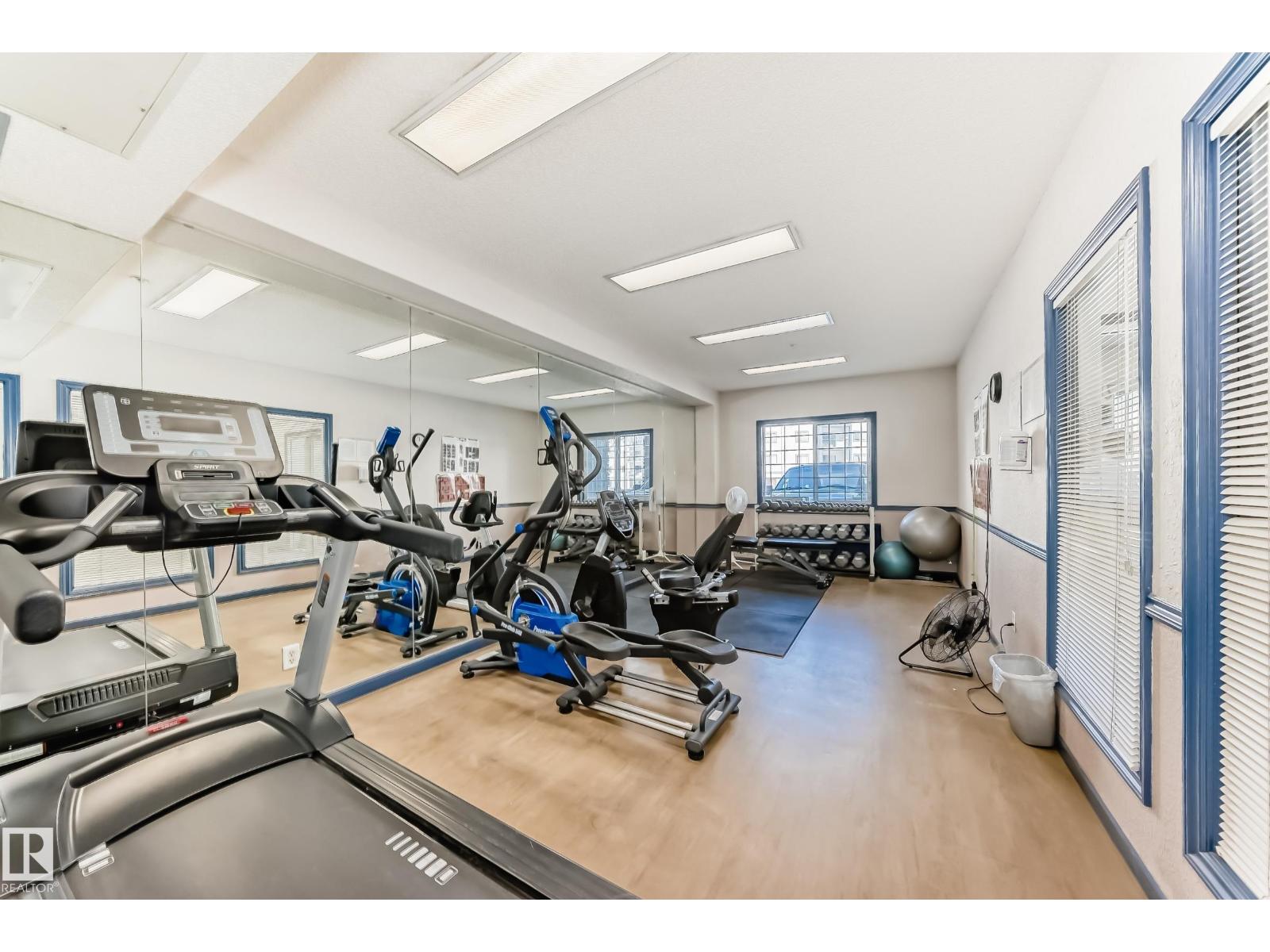 #105 16303 95 ST NW, Edmonton
