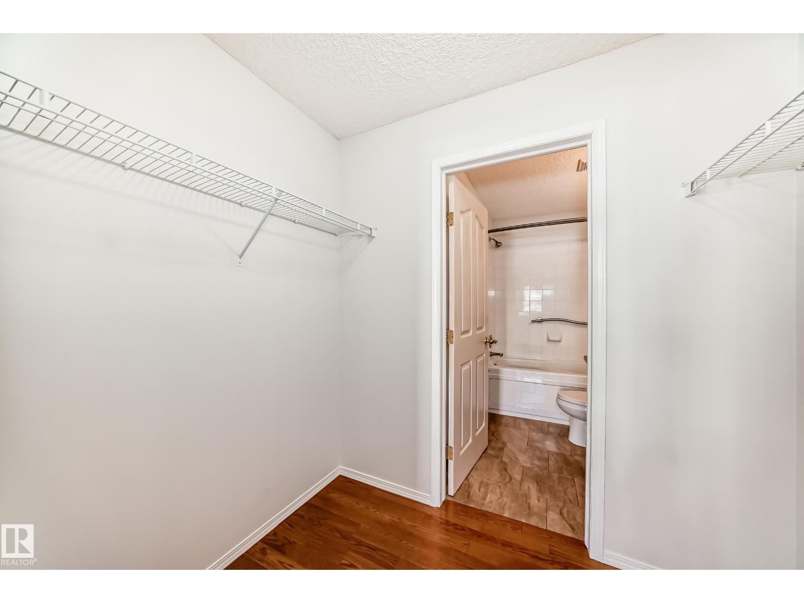 #105 16303 95 ST NW, Edmonton